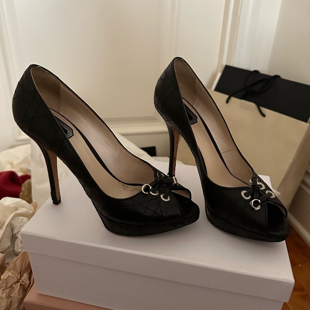 Dior platform pumps